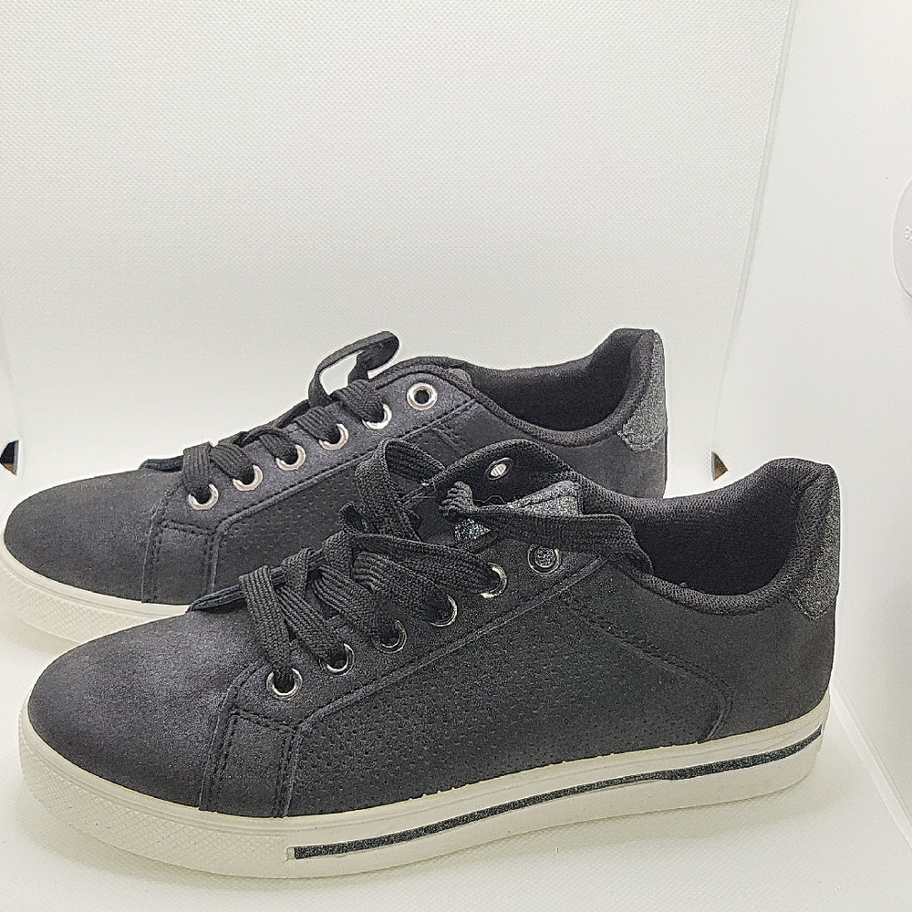 Black Sneakers with White Sole and Minimalist Design